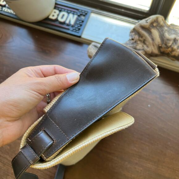 Vintage Liz Claiborne - classic woven cream leather foldover shoulder bag purse - Picture 11 of 16